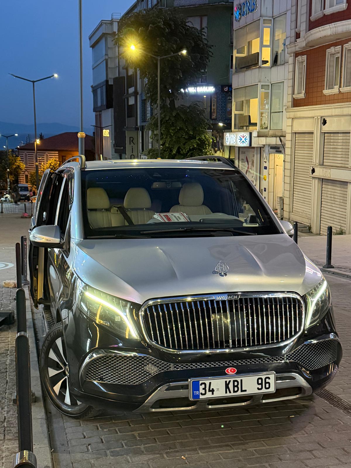 Mercedes Gold Full Maybach Special: fotoğraf 5