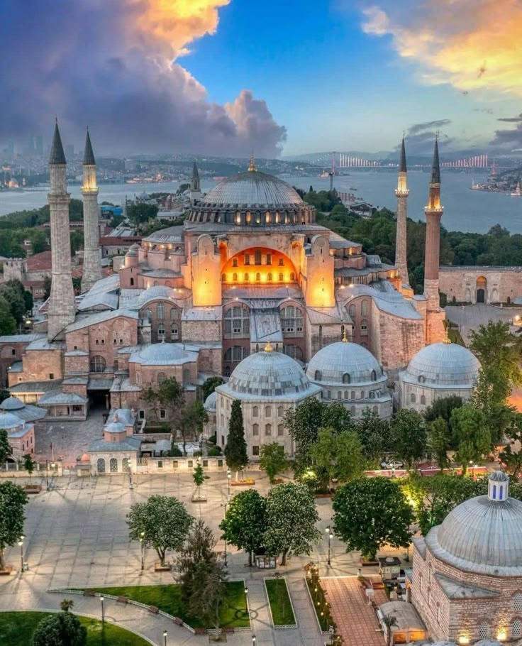 8 Saatlik VIP Şoförlü Tarihi Yarımada Turu